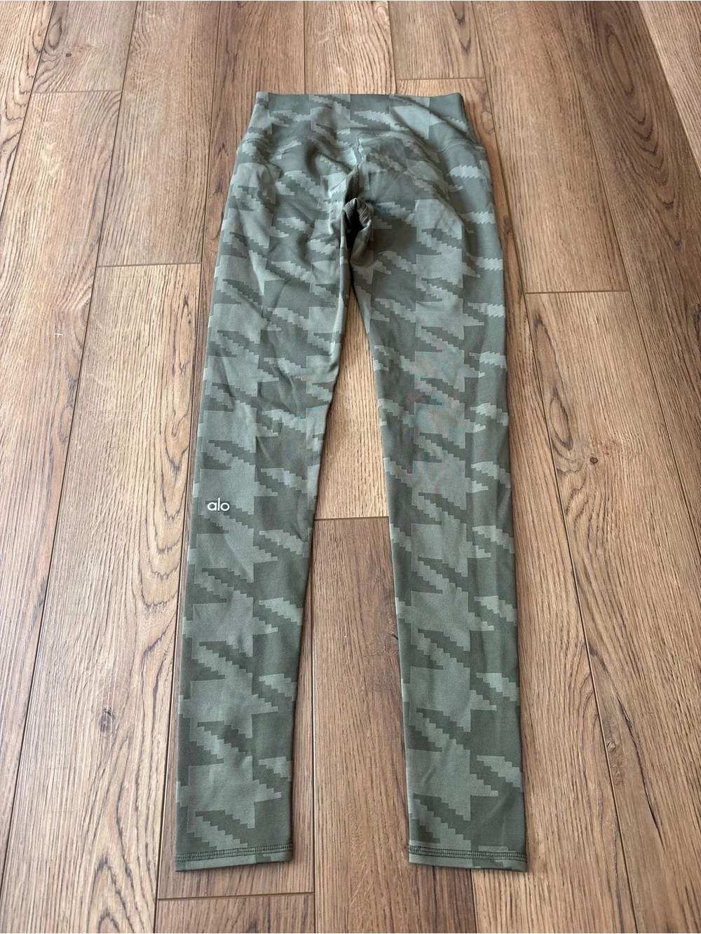 ALO Yoga Olive Green Jacquard Leggings